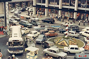 Jacques-Tati-Play-time.jpg